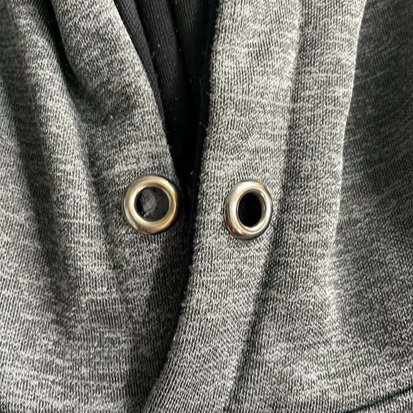 Heather Gray Purdue Colosseum Sweatshirt - Adult Size M - Picture 4 of 7